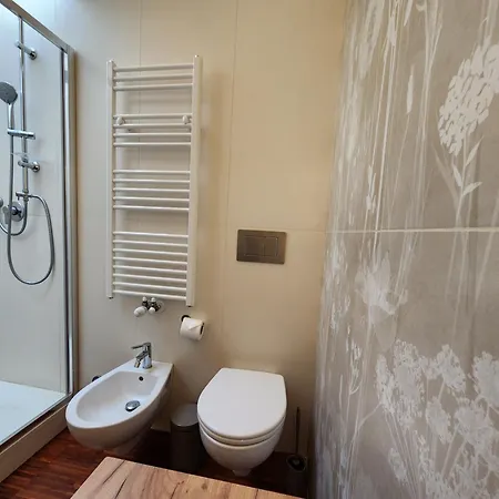 Alojamento de Acomodação e Pequeno-almoço Gaia - A Due Passi Dal Centro - Parcheggio Privato 4*