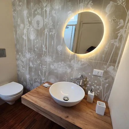 Gaia - A Due Passi Dal Centro - Parcheggio Privato 4*