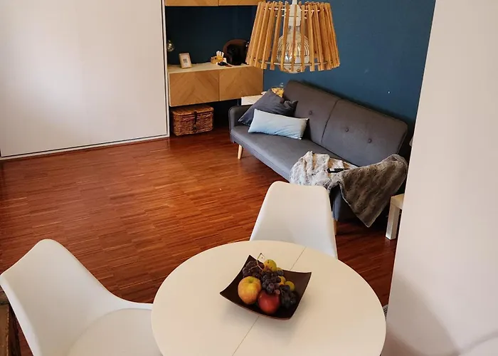 Gaia - A Due Passi Dal Centro - Parcheggio Privato Bed & Breakfast