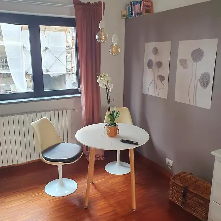 Gaia - A Due Passi Dal Centro - Parcheggio Privato Bed & Breakfast *