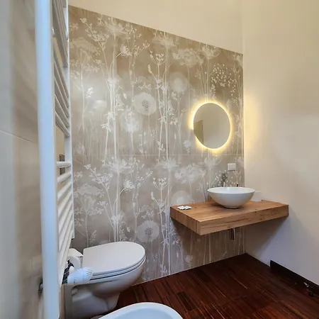 Gaia - A Due Passi Dal Centro - Parcheggio Privato 4*