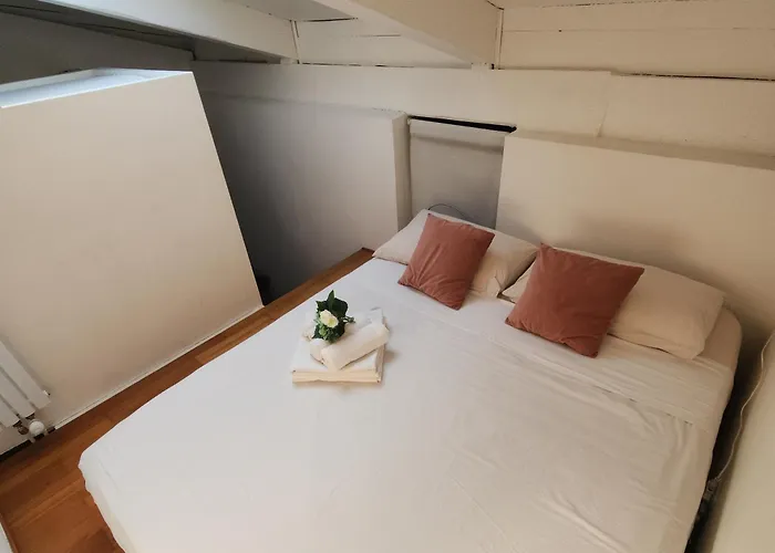 Bed and Breakfast Gaia - A Due Passi Dal Centro - Parcheggio Privato 4*