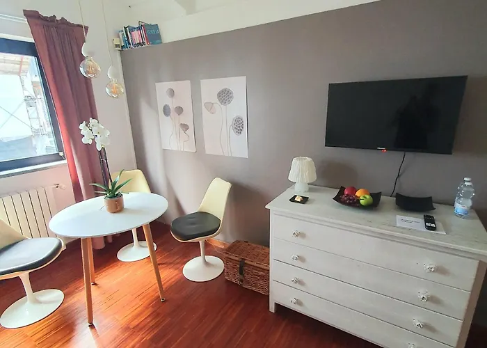 Gaia - A Due Passi Dal Centro - Parcheggio Privato Bed and Breakfast